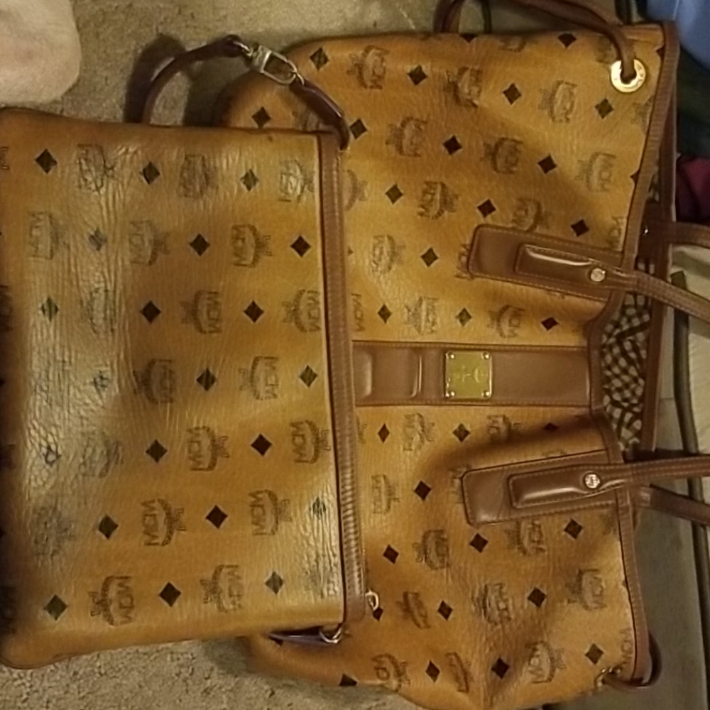 Mcm medium tote bag with small handbag